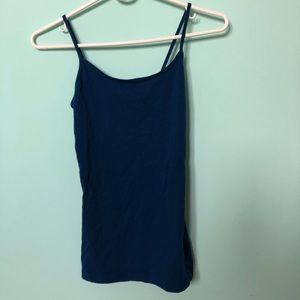 navy tanktop